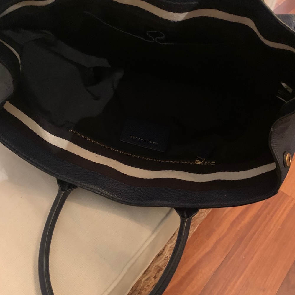 Marc Jacobs purse - Picture 3 of 3